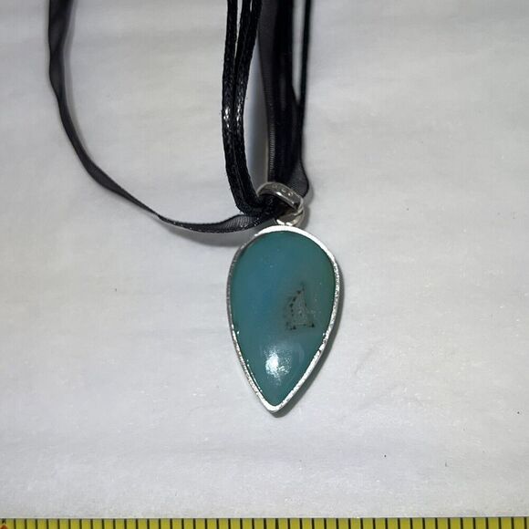 Chalcedony Druzy Necklace Set In 925 Silver Ribbon & Cord Turquoise Colored - Picture 7 of 8